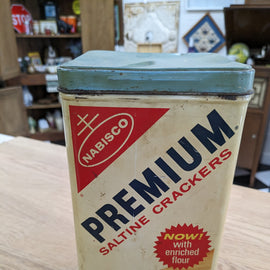 Premium Saltine Crackers Tin